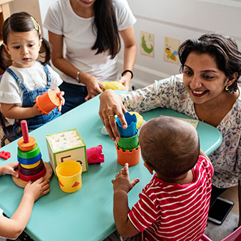 diploma of early childhood education and care traineeship qld